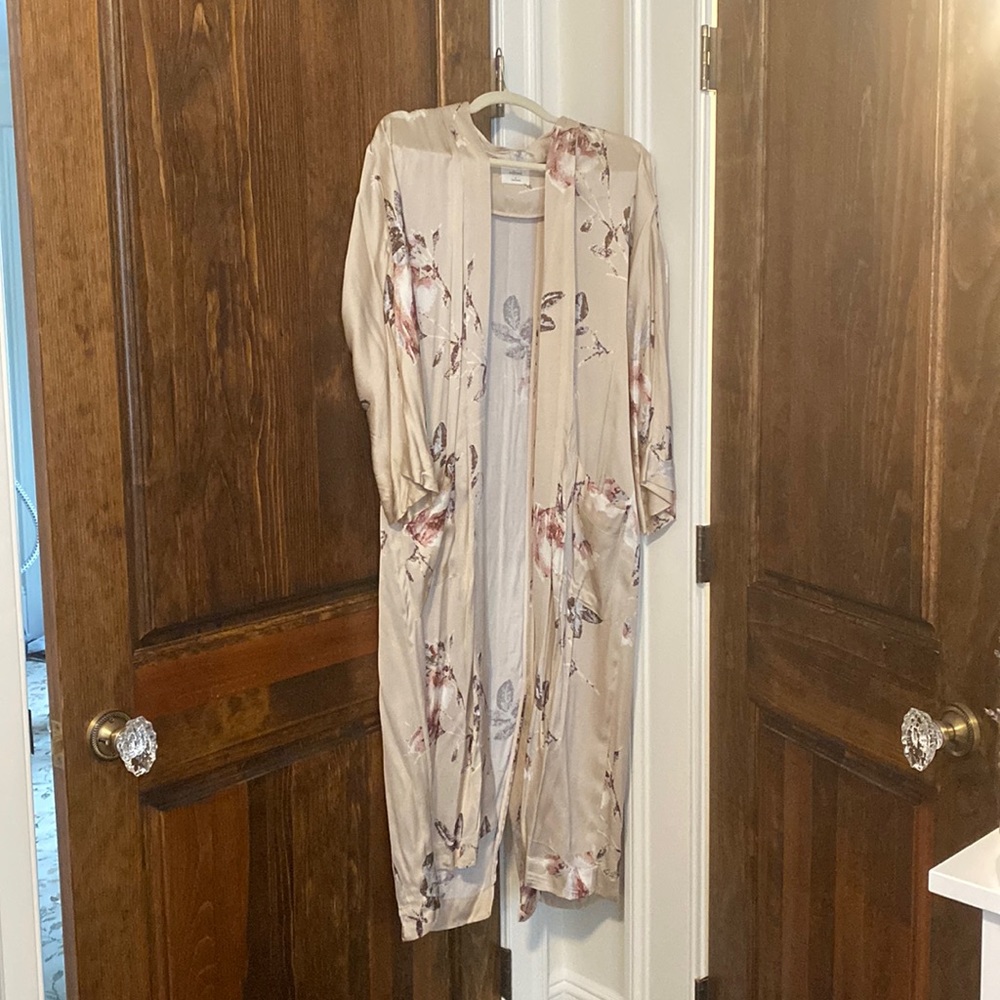 Aritzia Silk Kimono